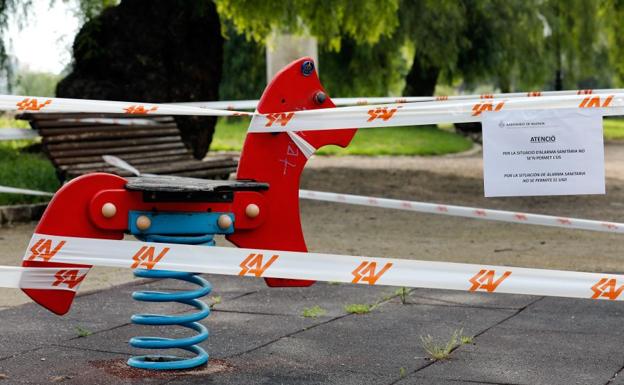 Los pequeños no podrán pasear con un hermano mayor que tenga entre 14 y 18 años