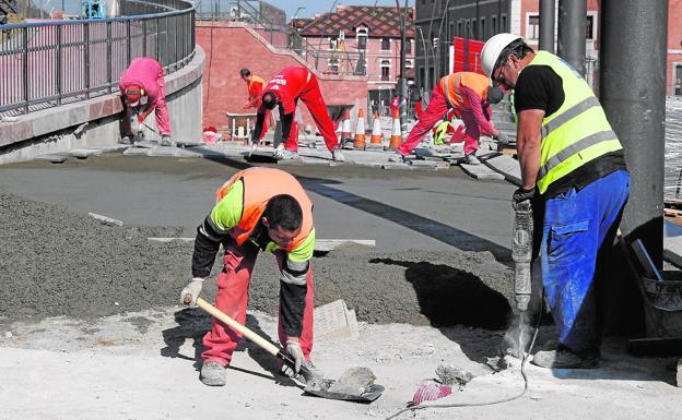 La construcción pide reactivar licitaciones y un plan de inversiones para evitar otra crisis