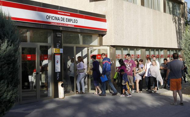 El paro en la Comunitat sube en 2.000 personas el primer trimestre del año