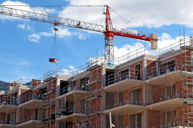 La construcción reclama a Dénia que acelere el convenio con los arquitectos para agilizar licencias