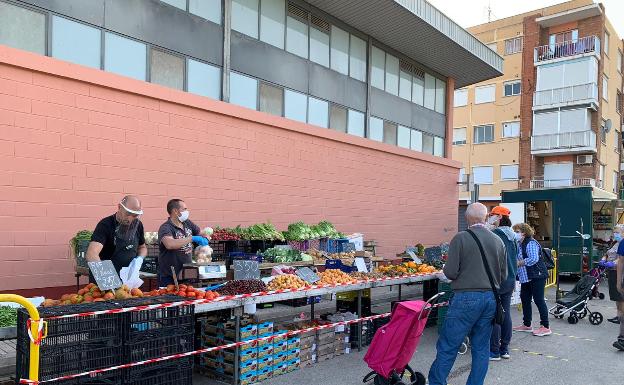 Alzira recupera el mercado ambulante de los miércoles