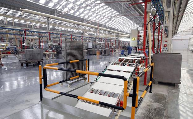 El sector azulejero esquiva más aranceles en los países del Golfo