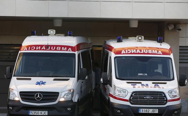 Un obrero herido tras hundirse el tejado de una vivienda en la que estaba trabajando y caerse