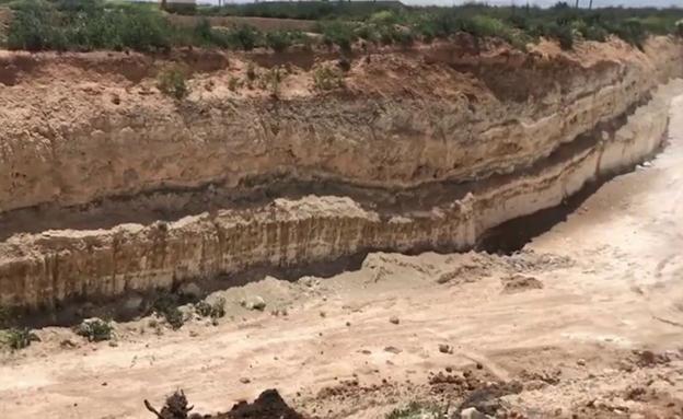 Unos niños encuentran restos óseos en un yacimiento de La Roda
