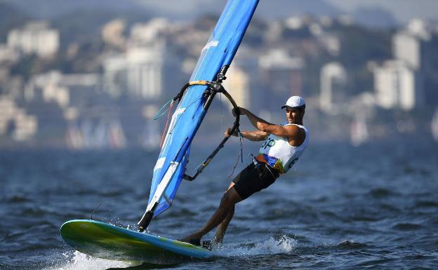 Iván Pastor: «Cuando volví a entrenar en el mar casi se me saltan las lagrimas»