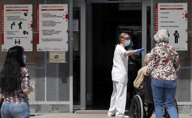 «Ni tenemos test, ni sabemos cómo hacerlos; esto se colapsará»