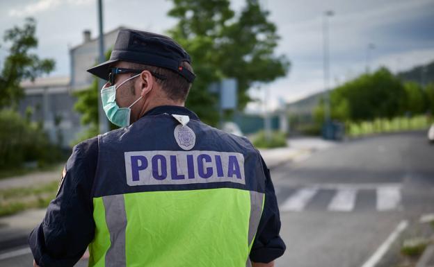 Detenida en Valencia una pareja que robó un teléfono móvil abalanzándose sobre su víctima