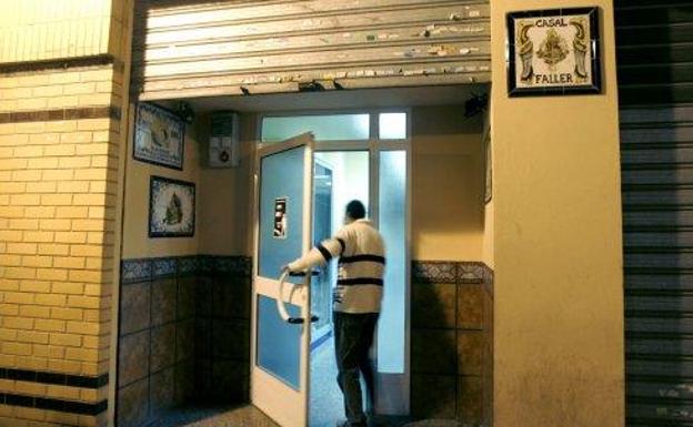 Los casales pueden reunir ya a diez falleros en la fase 1 de la desescalada