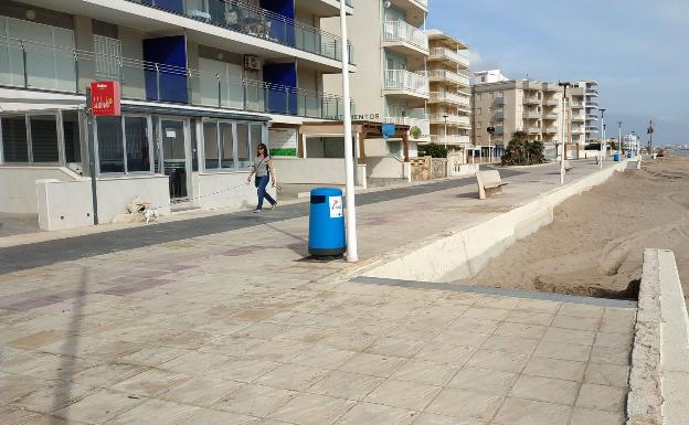 Bellreguard colocará en junio la valla para proteger el paseo marítimo que dañó 'Gloria'