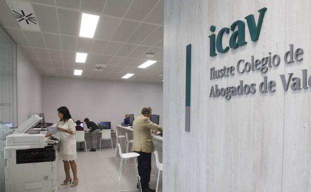 El ICAV, primer Colegio de Abogados que habilita salas para televistas