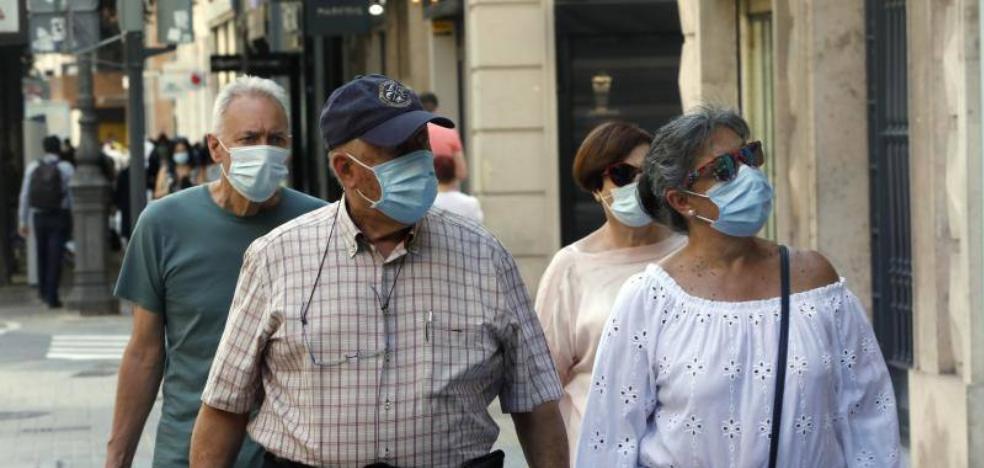 Farmacias y padres piden controlar el precio de las mascarillas infantiles