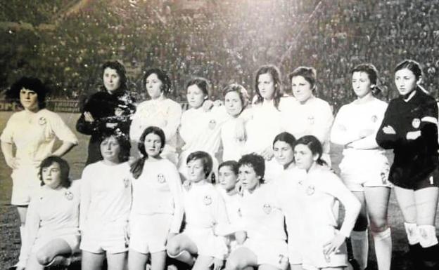 Medio siglo del primer gol en femenino del viejo Mestalla