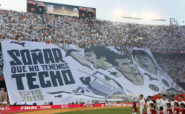 Parejo: «Hablo con frecuencia con Marcelino, no me escondo»