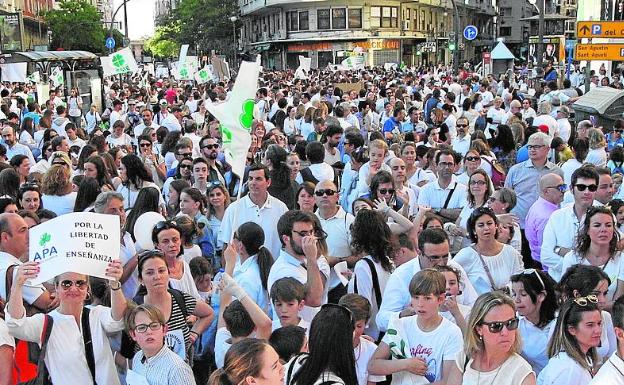 El TSJCV frena de nuevo el recorte de aulas en un colegio concertado