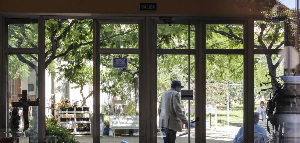 Uno de cada cinco ancianos infectados por Covid en geriátricos ha fallecido