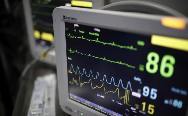 Cuatro años y medio de cárcel a dos falsos médicos que estafaron a 20 pacientes en Vinaròs