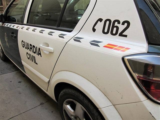 Un vecino de Granada ahorca a su perro porque le mordió un dedo