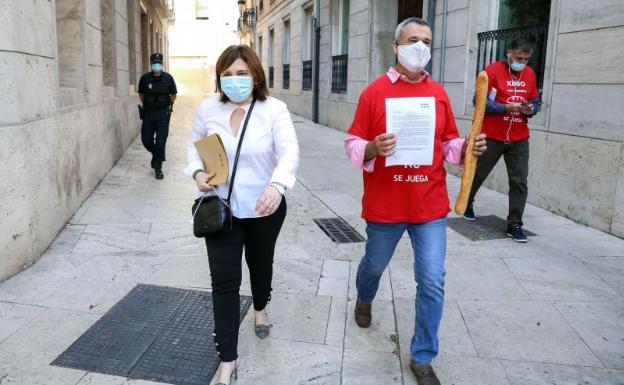 El Botánico aprueba su ley del juego tras una caótica votación en Les Corts