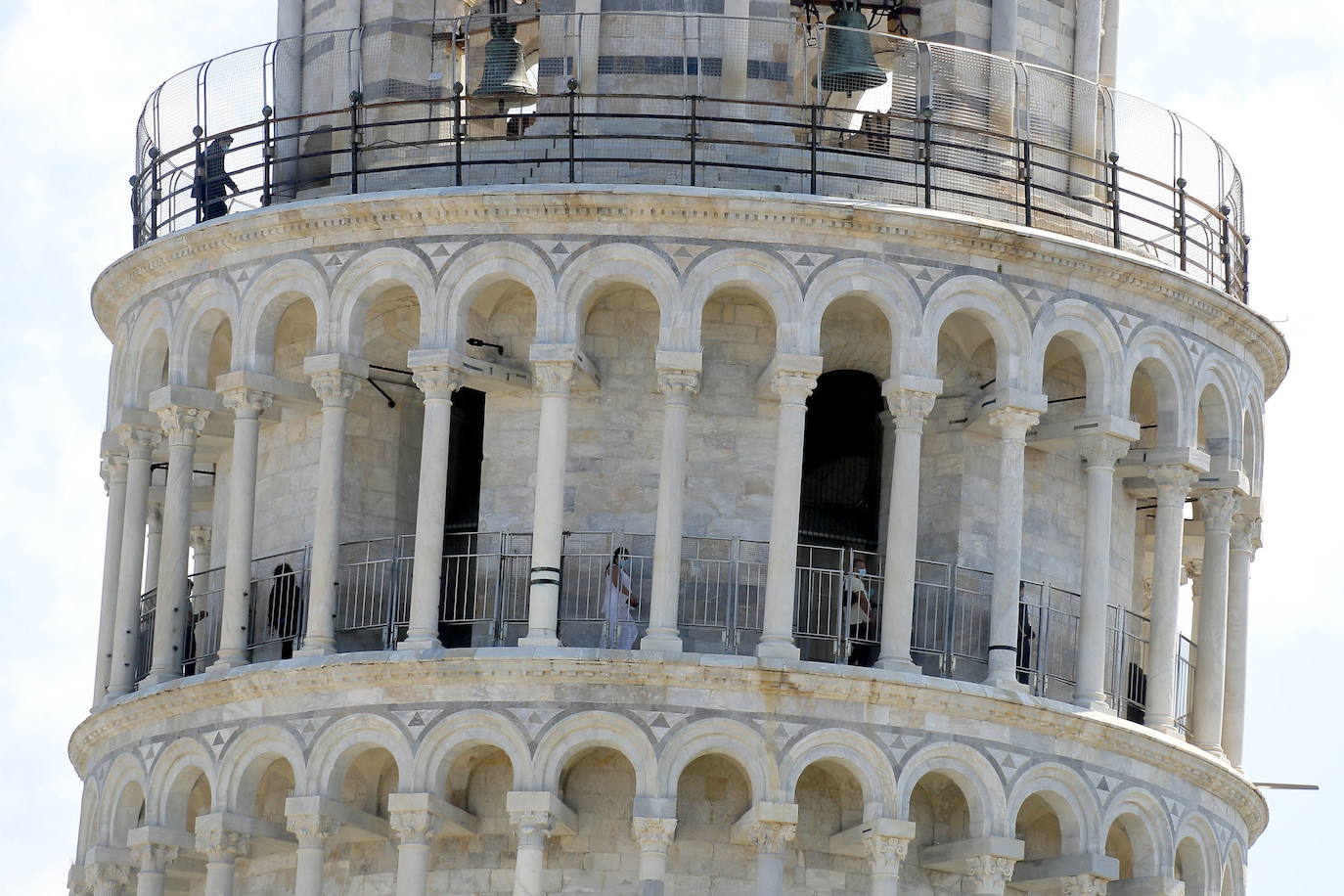 Reabre la Torre inclinada de Pisa: la primera subida tras el coronavirus