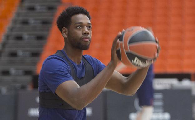 Jordan Loyd explota contra Trump: «No toleraré la brutalidad policial»