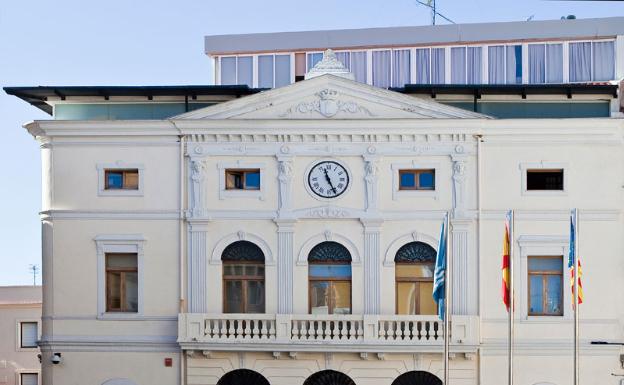 Tavernes autoriza la ampliación de 41 terrazas de bares para paliar los efectos del Covid-19