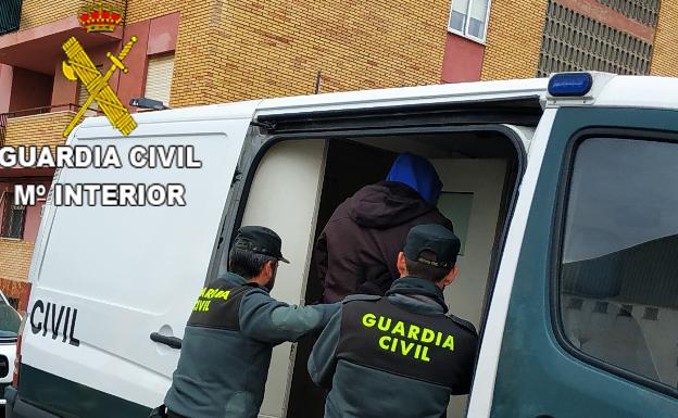 Desmantelado un punto de venta de droga al por menor en Cullera