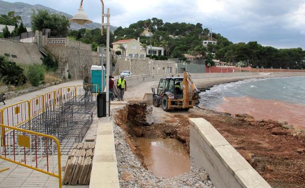 El ministerio elimina los accesos a la playa en el Marge Roig de Dénia