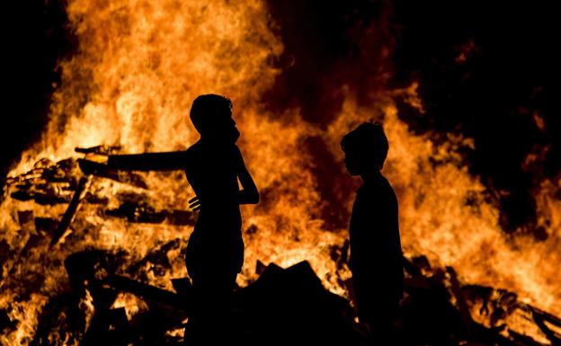 El Consell no descarta que la Noche de San Juan se celebre en localidades pequeñas