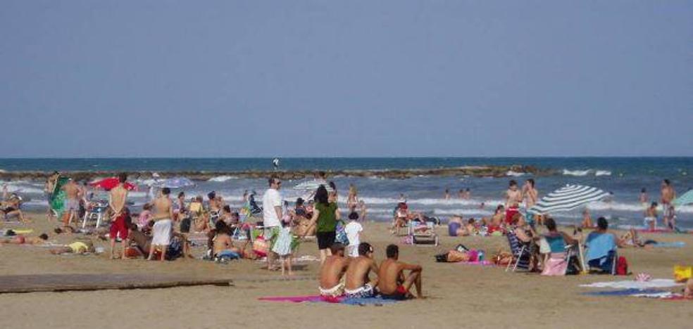 Tres conocidas playas valencianas pierden su bandera azul mientras otras dos la ganan en 2020