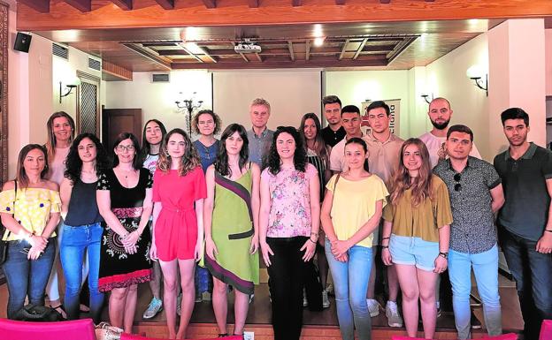 'L'Eliana Et Beca' forma a jóvenes estudiantes