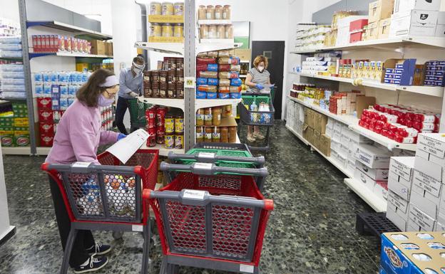 Cáritas Valencia atendió a más de 11.500 familias durante el confinamiento