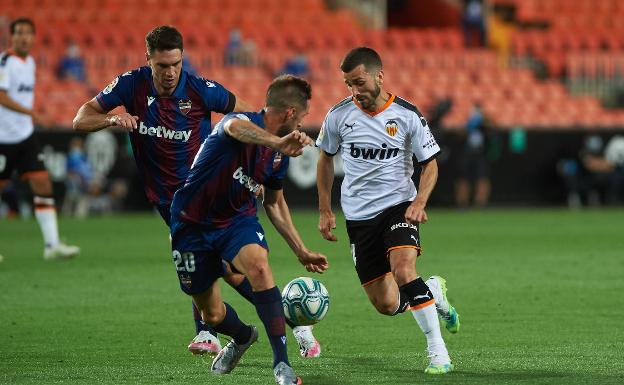 Gayà, duda ante el Real Madrid