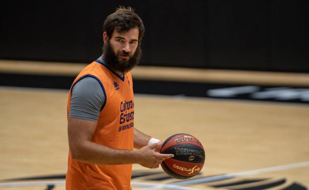 Dubljevic y Ndour llegan tocados al estreno del Valencia Basket