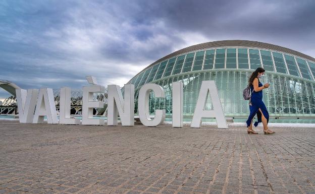 La muestra de Valenciaport alcanza las mil fotografías