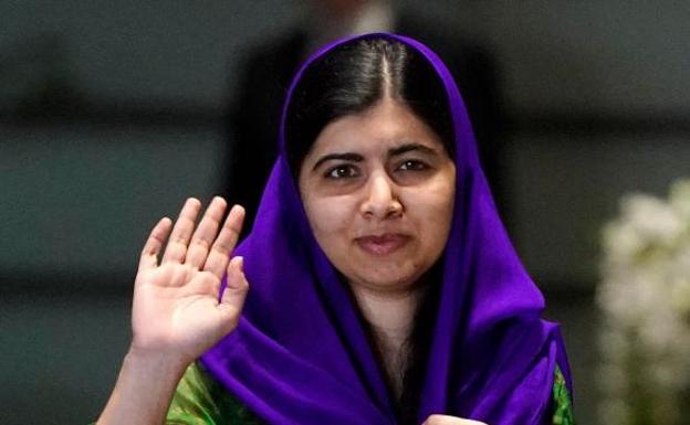 Malala Yousafzai celebra su licenciatura en la Universidad de Oxford