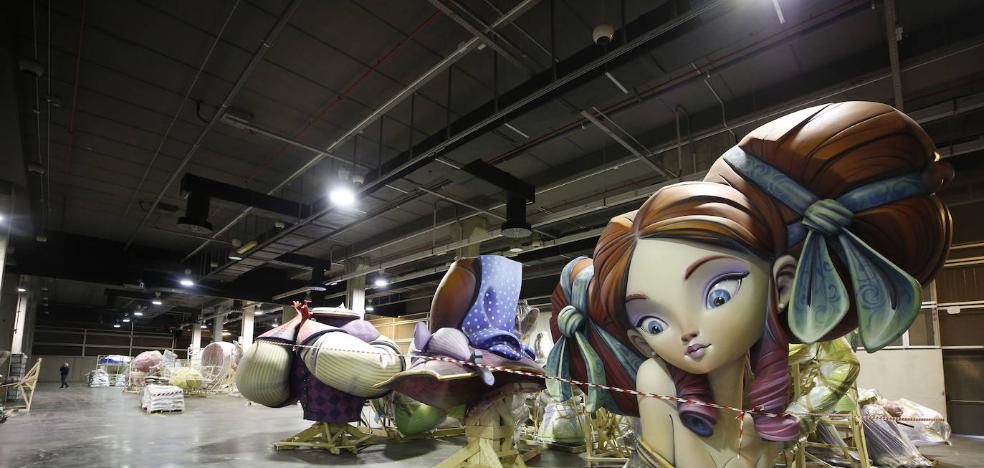 El traslado de 200 fallas de los talleres se frena hasta decidir dónde guardarlas