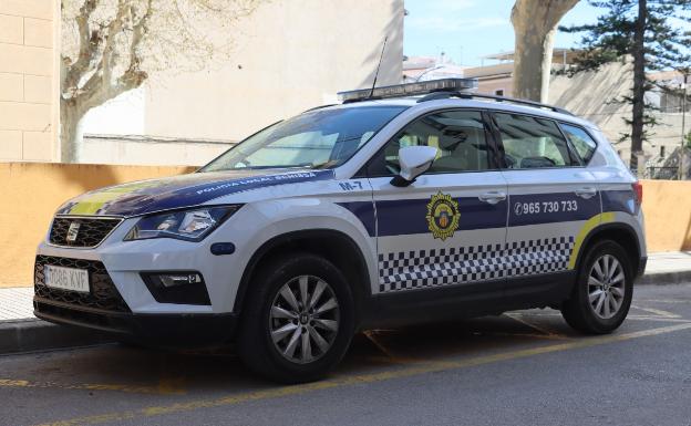 La Policía Local de Benissa detiene a tres personas por intentar robar en una vivienda