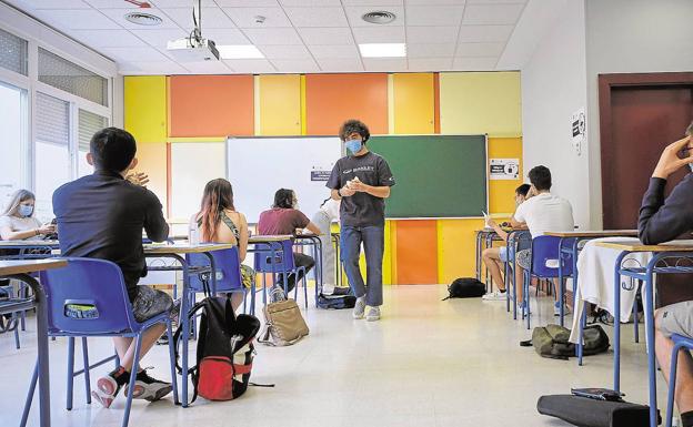 Principio de acuerdo entre Educación y sindicatos sobre el inicio del curso en la Comunitat Valenciana