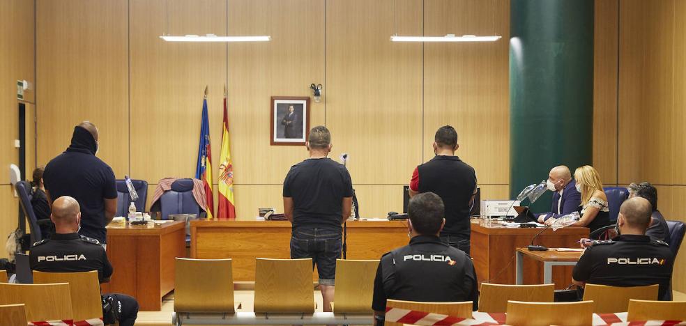 Once años de cárcel para los tres asaltantes de la tienda de Louis Vuitton