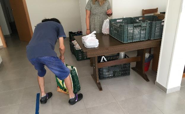 Cáritas Gandia traslada servicios al centro de Gutiérrez Mas para mejorar la atención a los usuarios