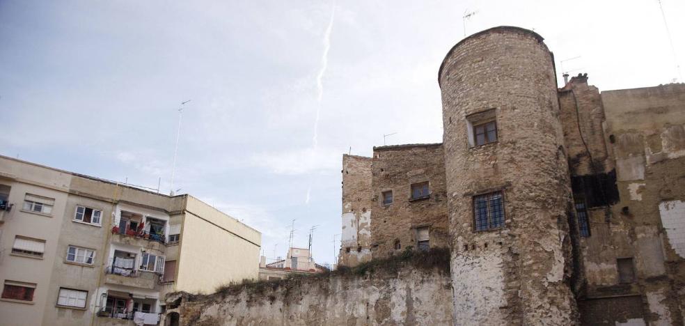 Un recurso de los arquitectos paralizará el concurso para rescatar la muralla islámica