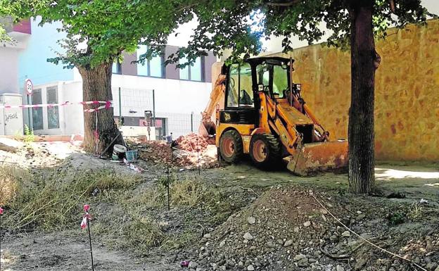 Recupera el espacio degradado junto al barranco de Mandor