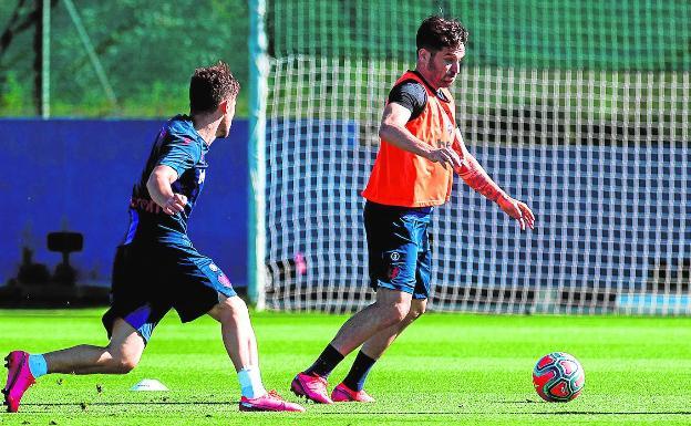 Toño: «Ojalá juegue otros cien partidos en Primera con el Levante»