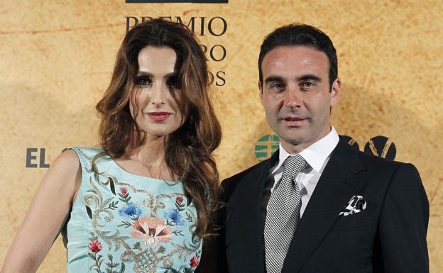 Paloma Cuevas y Enrique Ponce confirman que están «en trámites de separación»