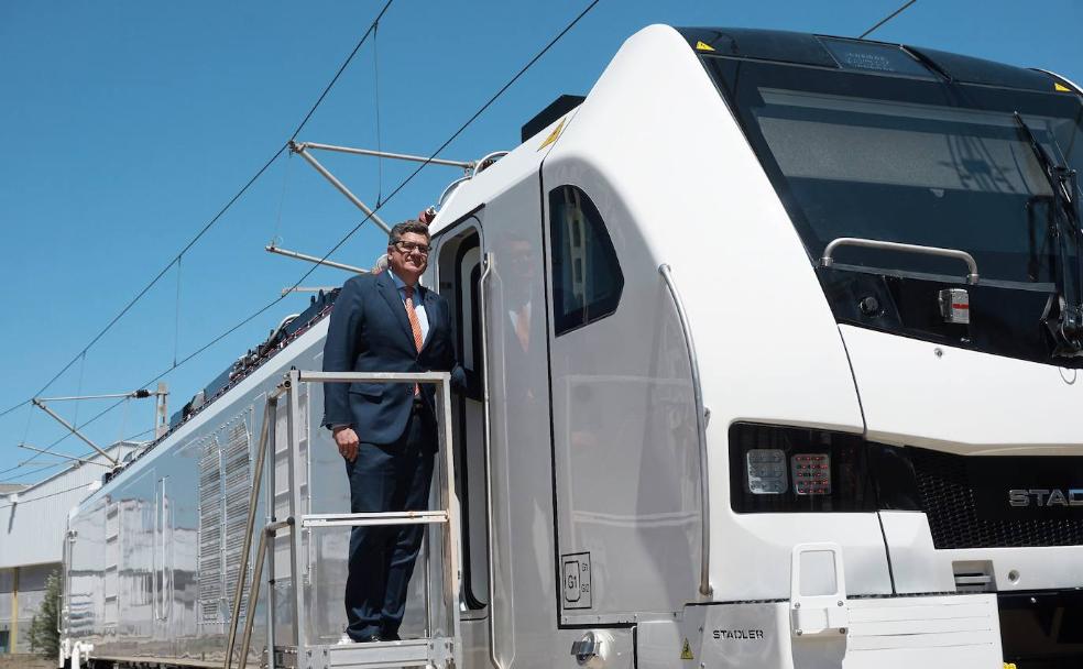 Stadler mira a España