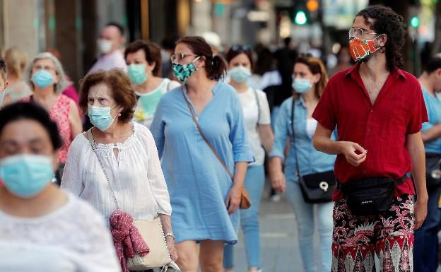 Ni dos mascarillas por valenciano