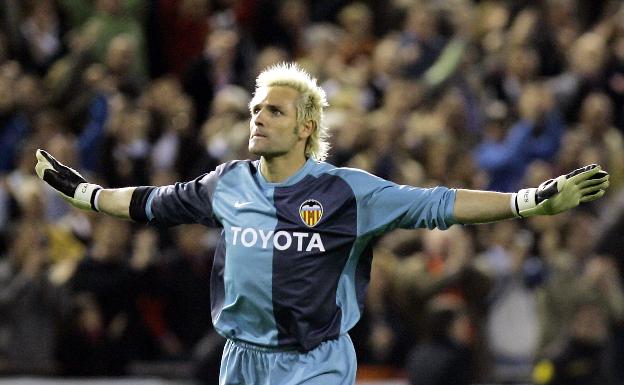 Cañizares: «¿Volver al Valencia? En un 99% diría que no, pero la vida da tantas vueltas»