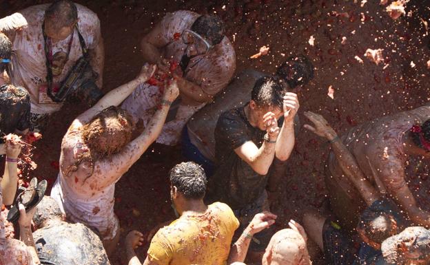 La Tomatina de Buñol lanza un reto virtual y regalará las entradas de 2021 a quien lo gane