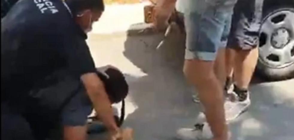 Detenido tras abrir la cabeza a su expareja con un plato en un bar de Chella