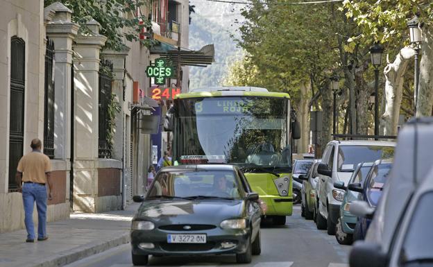 Obras Públicas mejora el servicio público de transporte en autobús en la zona de la Safor sur